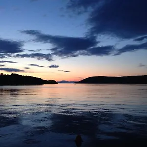 foglaljon itt