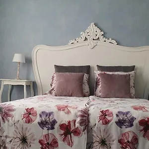 Ferienhaus Close To Centre, 3 Rooms, 2 Bathr & Wc, Free Parking & Wifi, Spacious Living Area & Kitchen