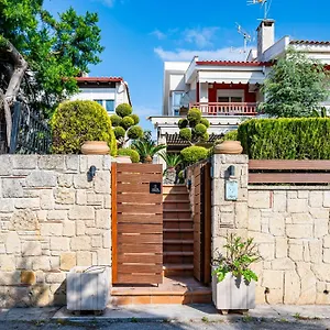 Emily's Luxury Yunanistan
