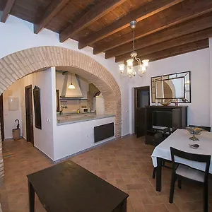 Fabulosa, Casa Mudéjar. Centro Histórico. Carmona (Seville)