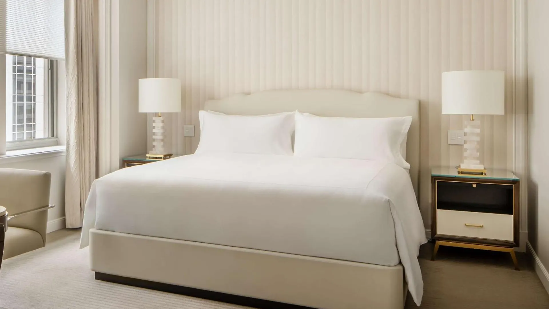 Hotel Waldorf Astoria New York 4*,